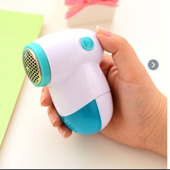 Other - Portable Electric Clothes Fabric Shaver